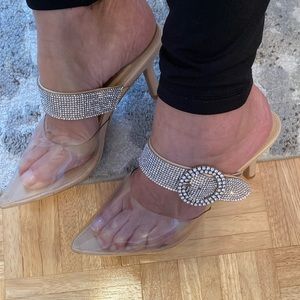 New no tag ladies heels sandals size 7.5